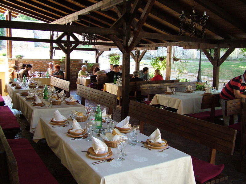 Hotel Stari Podrum 3*
